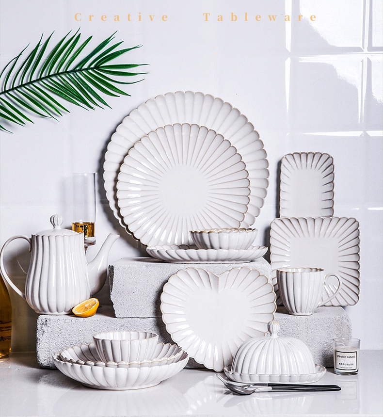 Reactive Glaze White Ceramic Chrysanthemum Tableware