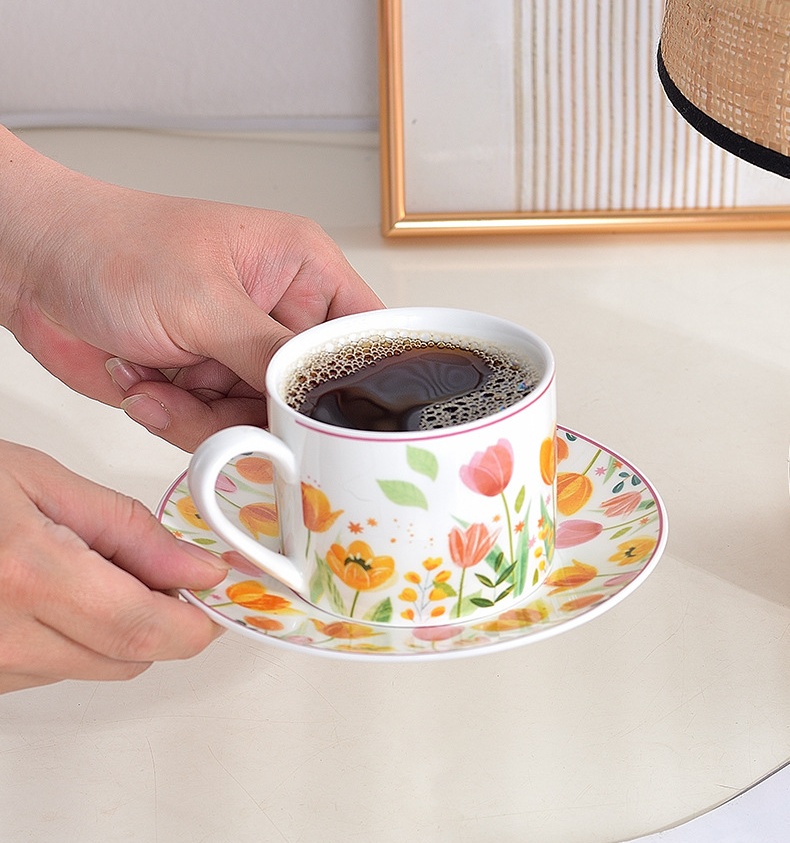 Porcelain Coffee Cup with Saucer Modern Cup Gift Set