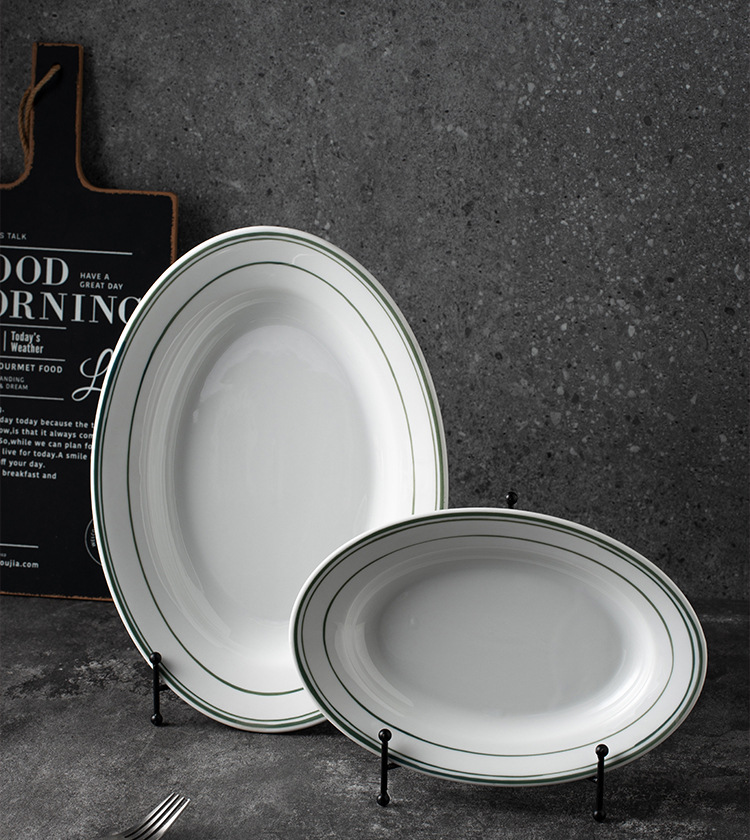 High-temperature resistant ceramic steak plate